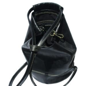 taschen_stilvoll_schwarzer Leder-Rucksack2